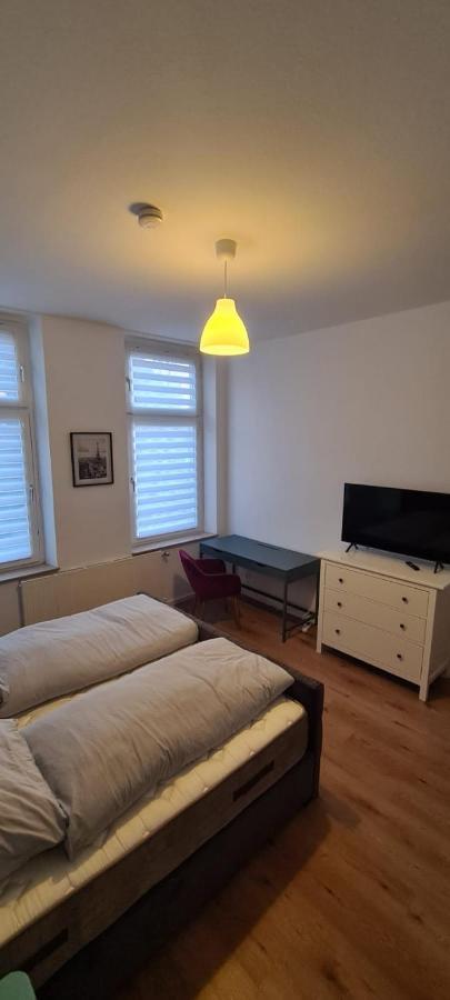 2Zimmer Apartment Mit Stellplatz Крефельд Экстерьер фото